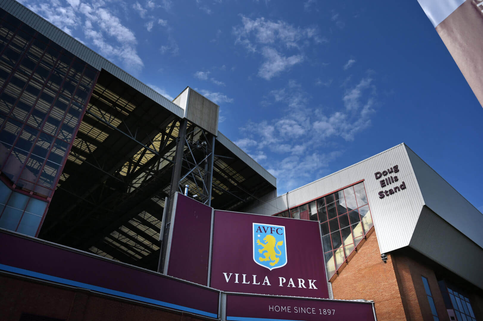 Villa Park